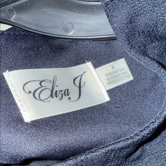 Chic Eliza J navy, White, and Green Sleeveless Dress - Picture 8 of 11